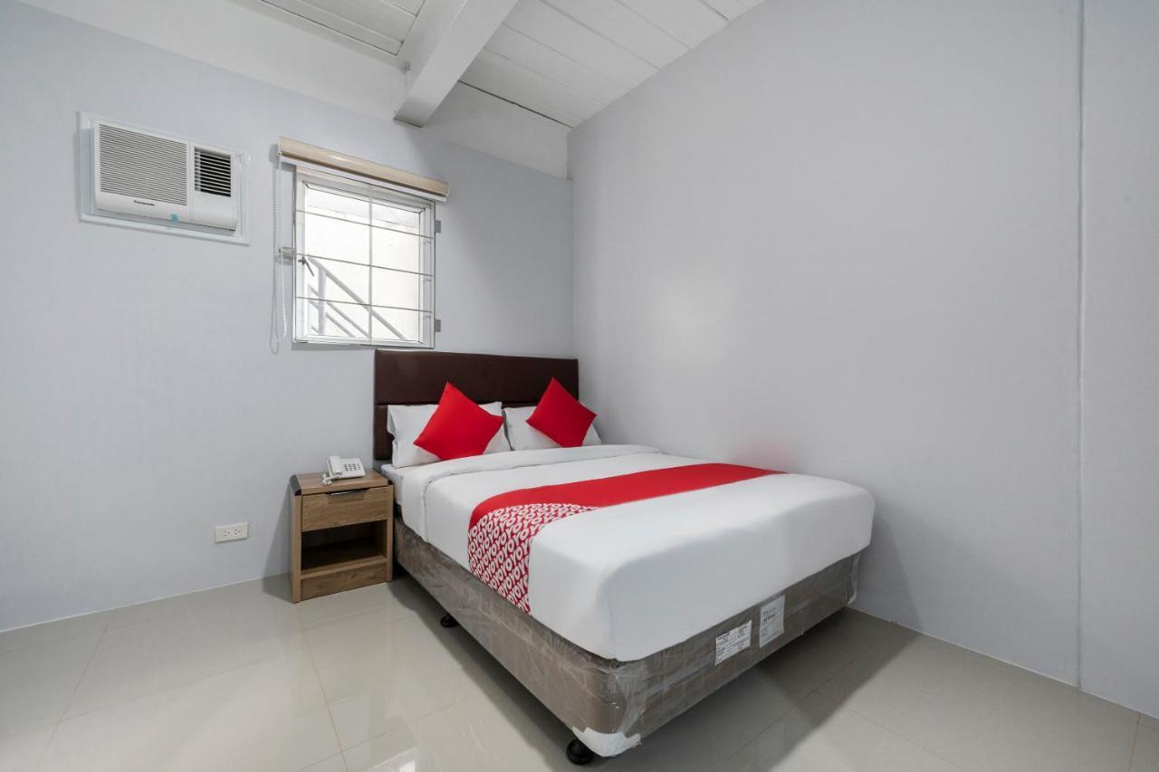 Super Oyo 515 Finnex Hotel Mandaluyong Extérieur photo